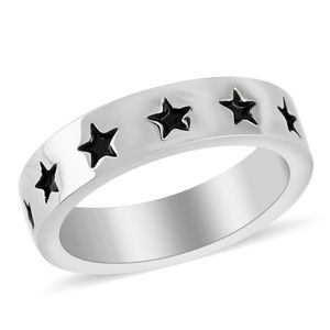 MARVEL Captain America Black Enameled Star Ring in Silvertone
